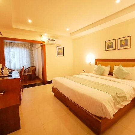 Hill Palace Hotel & Spa Kochi Eksteriør billede