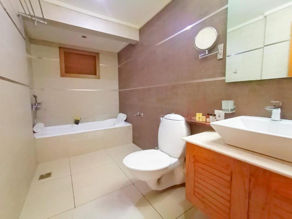 Hill Palace Hotel & Spa Kochi Eksteriør billede