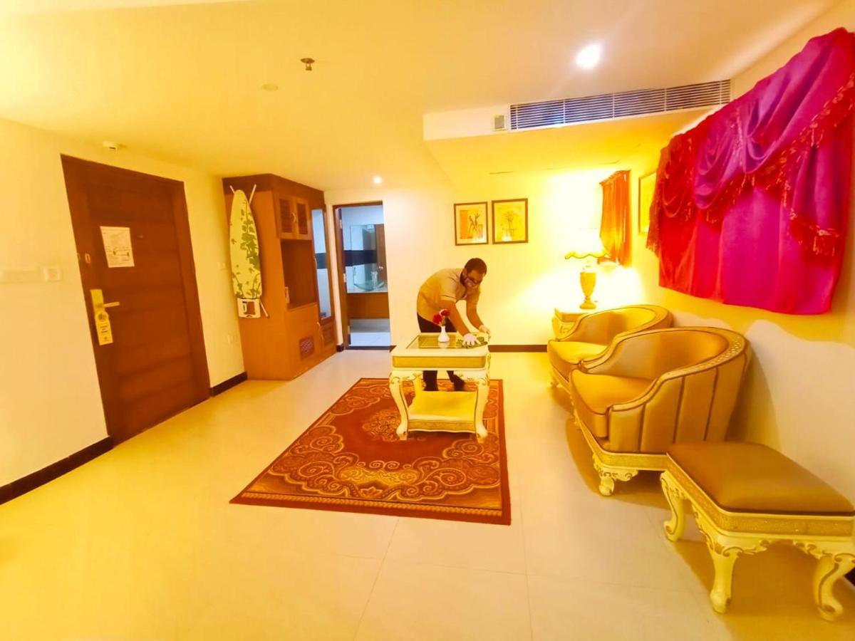 Hill Palace Hotel & Spa Kochi Eksteriør billede